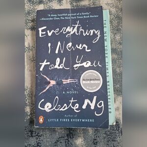 'Everything I Never Told You' Book - Celeste Ng